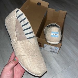 Tan toms- brand new